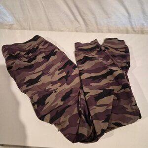 Zyia Purple Camo Unwind joggers